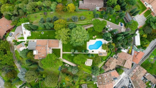 picture of Aerial photography and Photography 